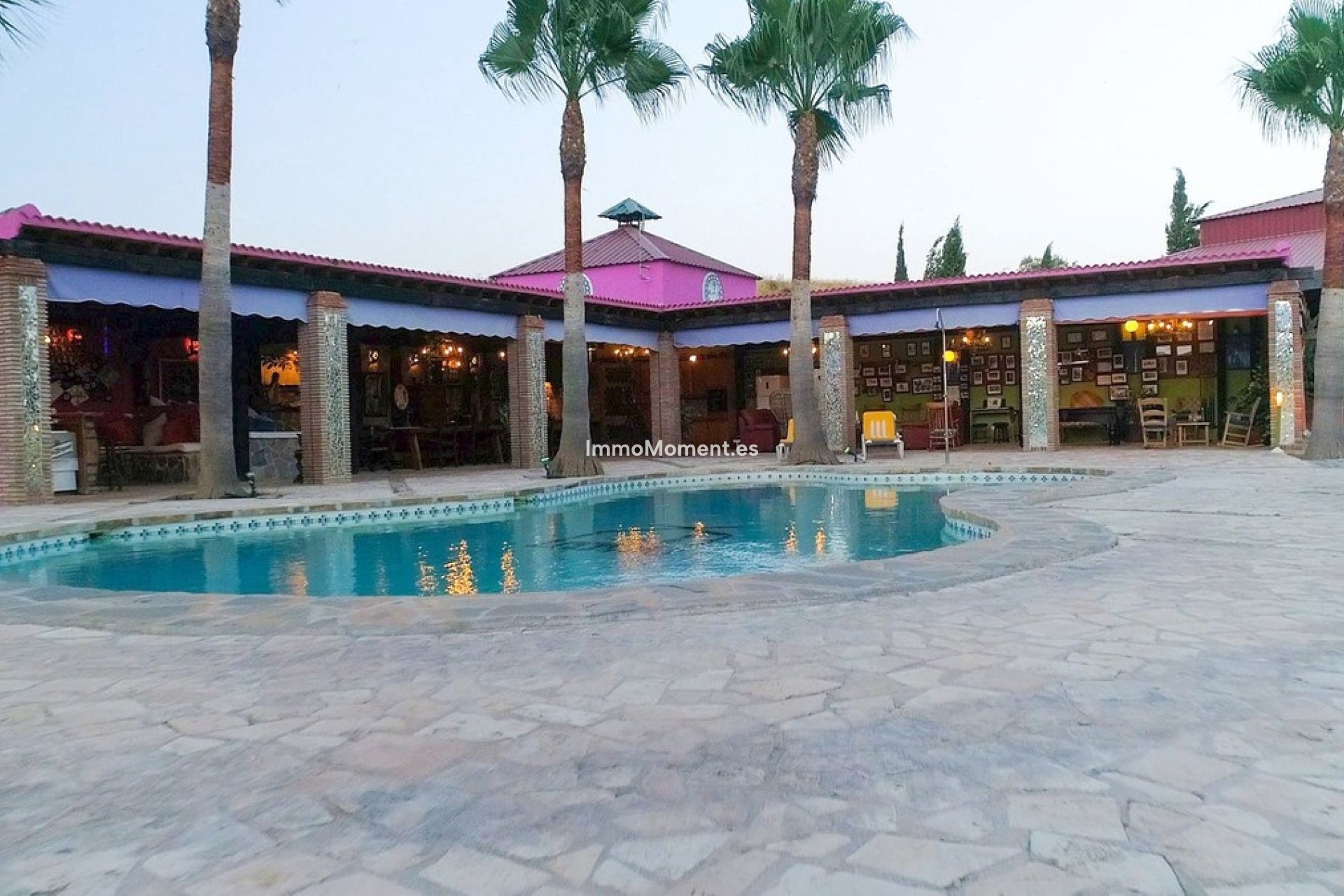 Resale - Country house - Inland  - Coín