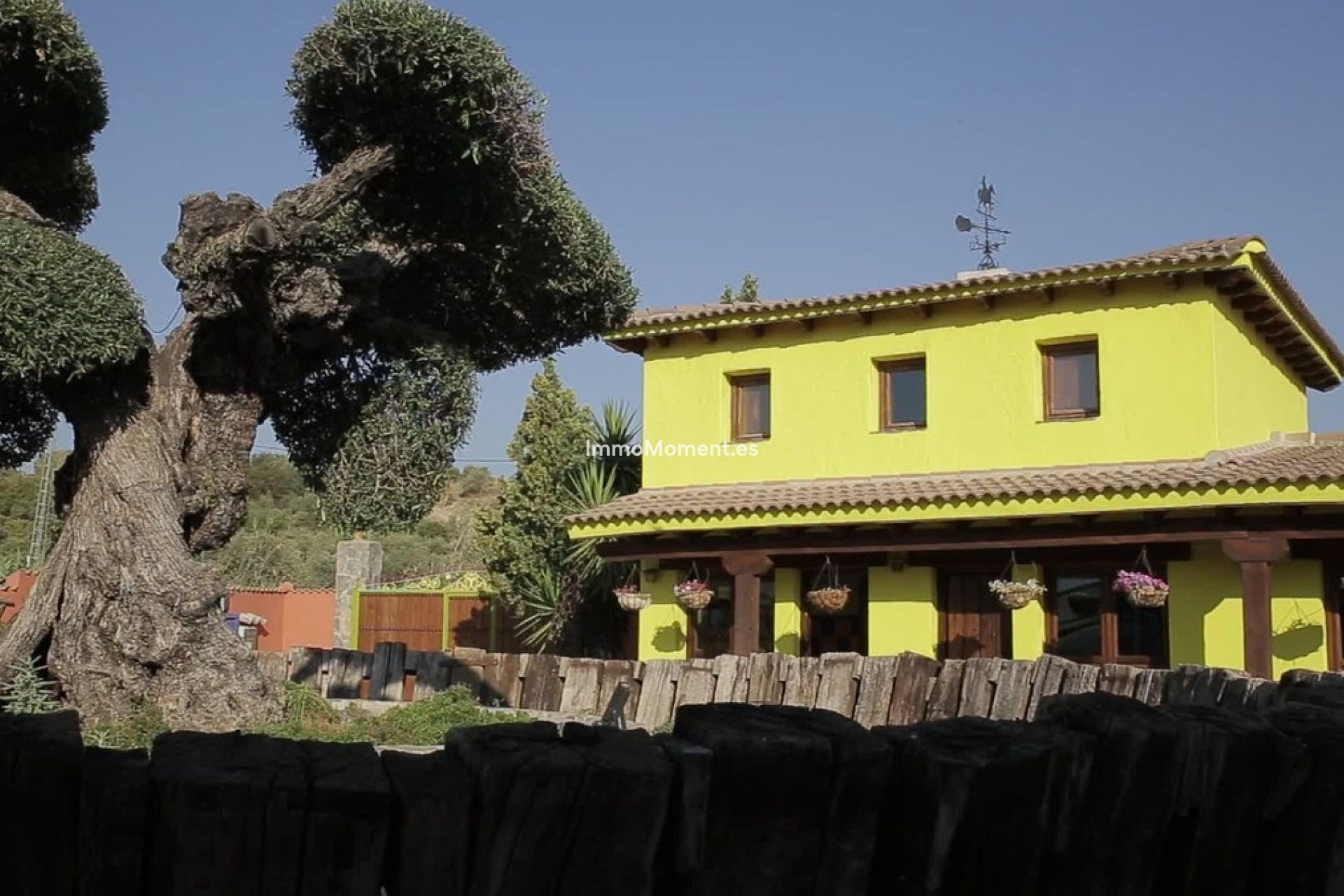 Resale - Country house - Inland  - Coín