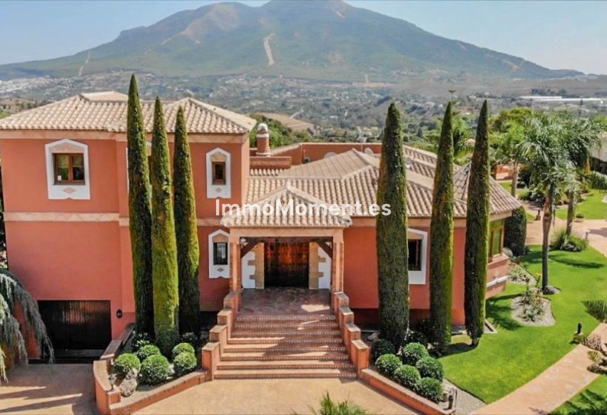 Resale - Country house - Inland  - Coín