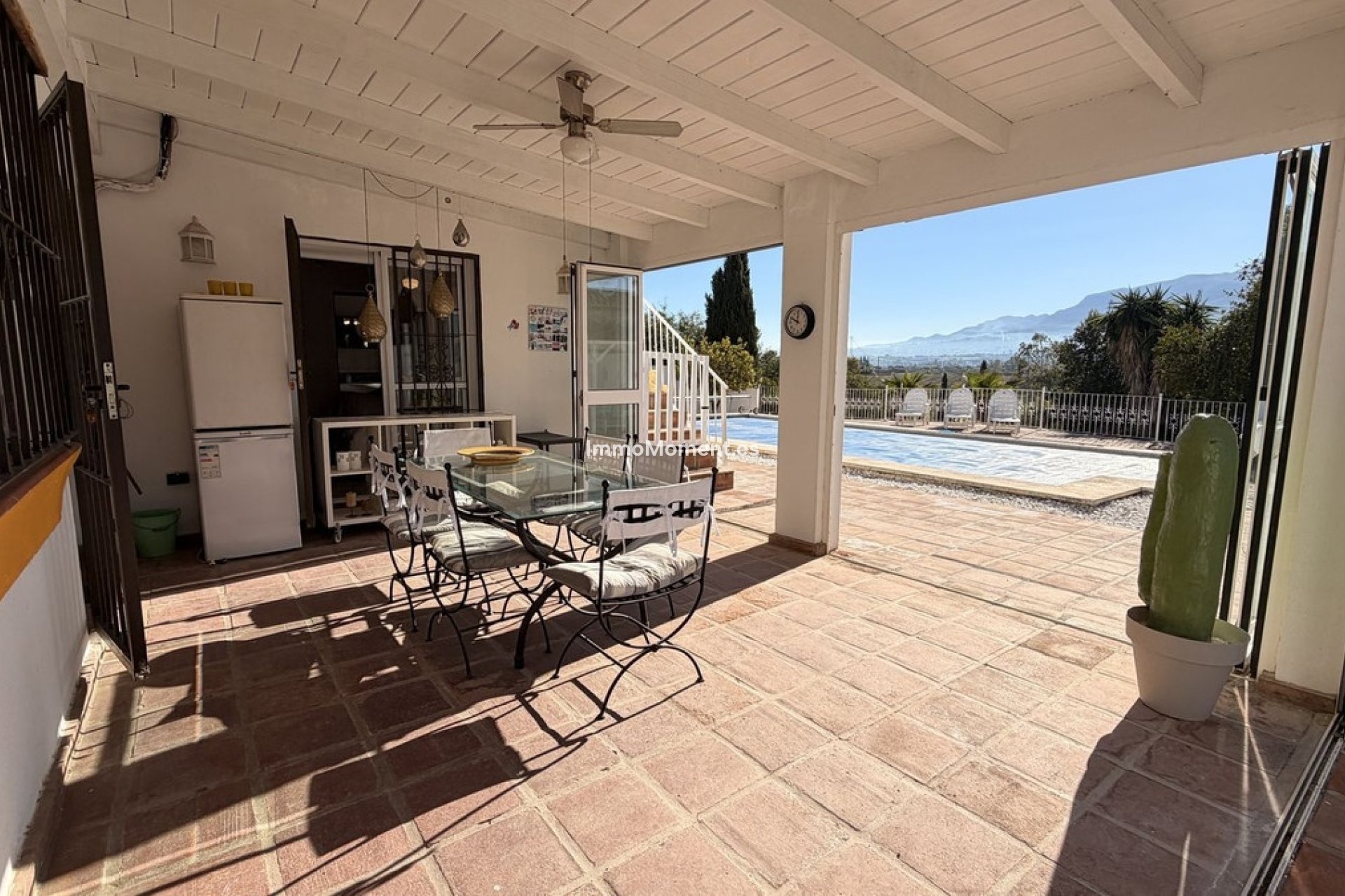 Resale - Country house - Inland  - Coín