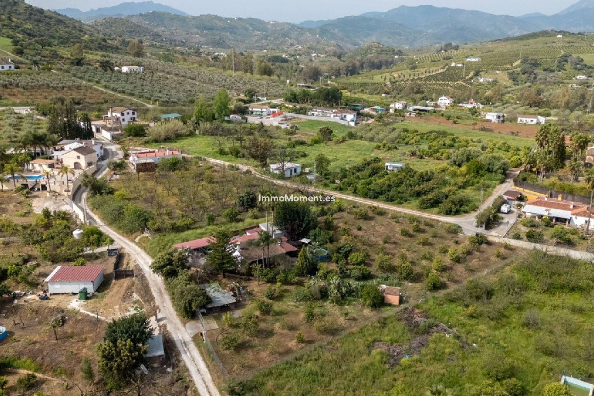 Resale - Country house - Inland  - Coín