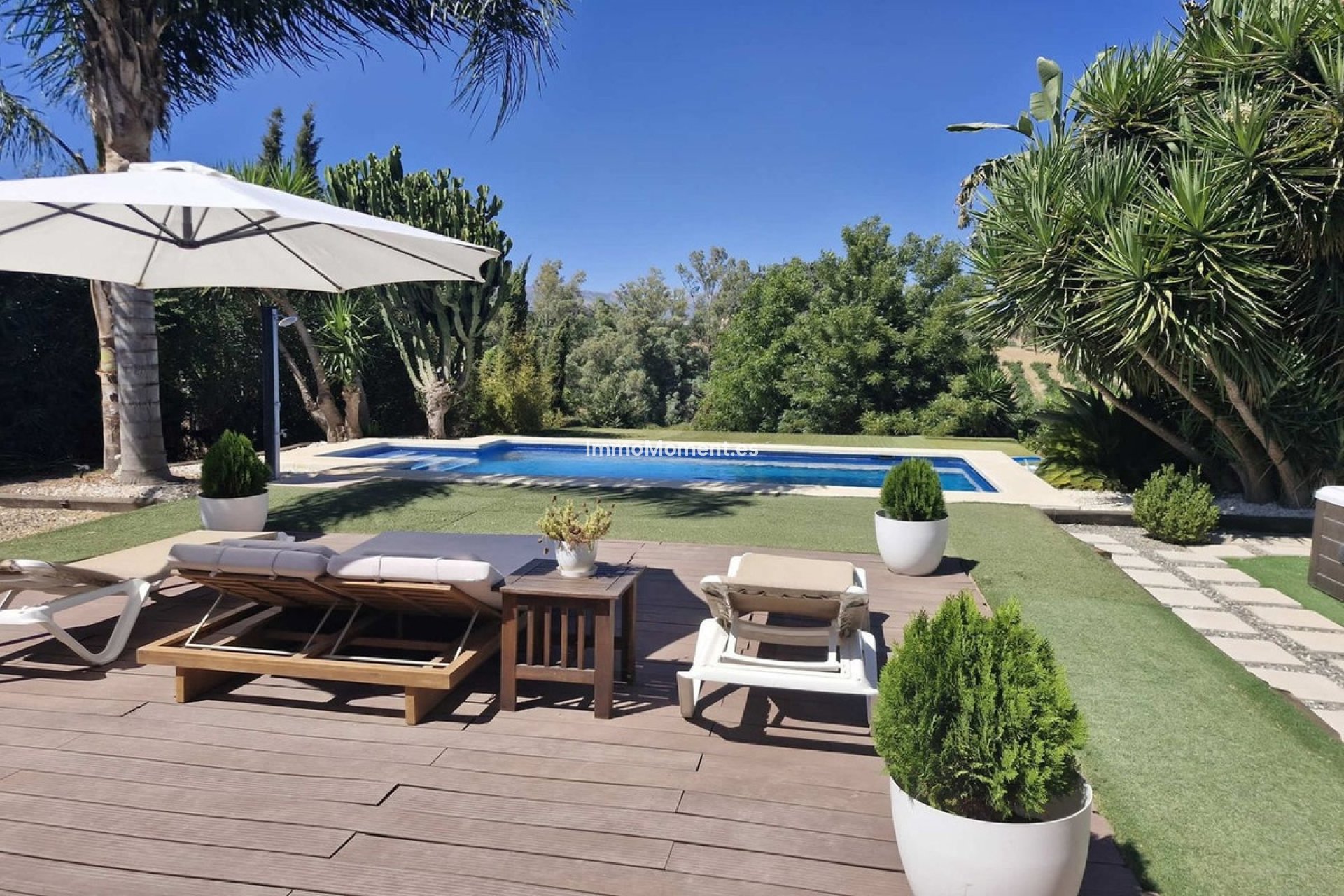 Resale - Country house - Inland  - Coín
