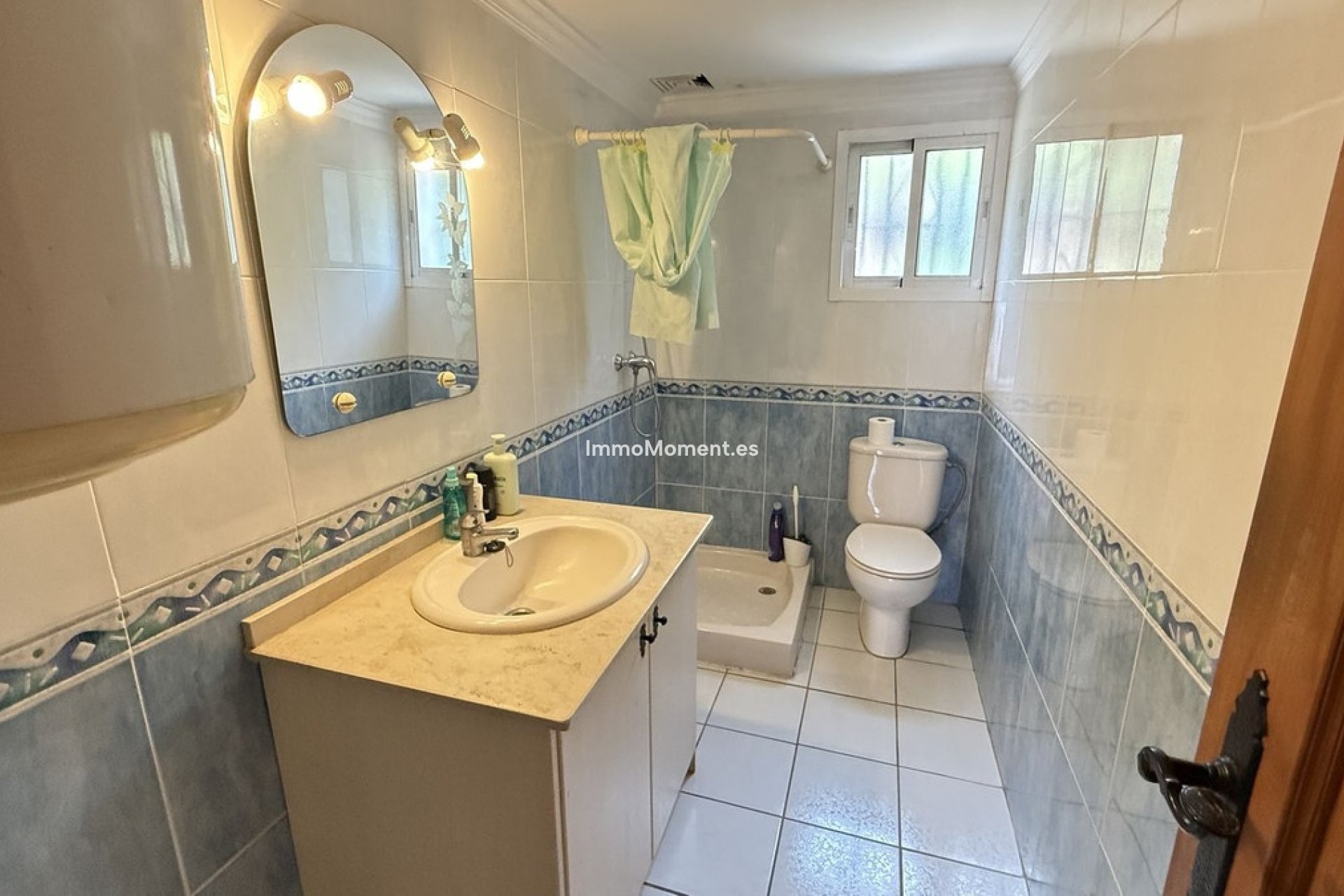 Resale - Country house - Inland  - Coín