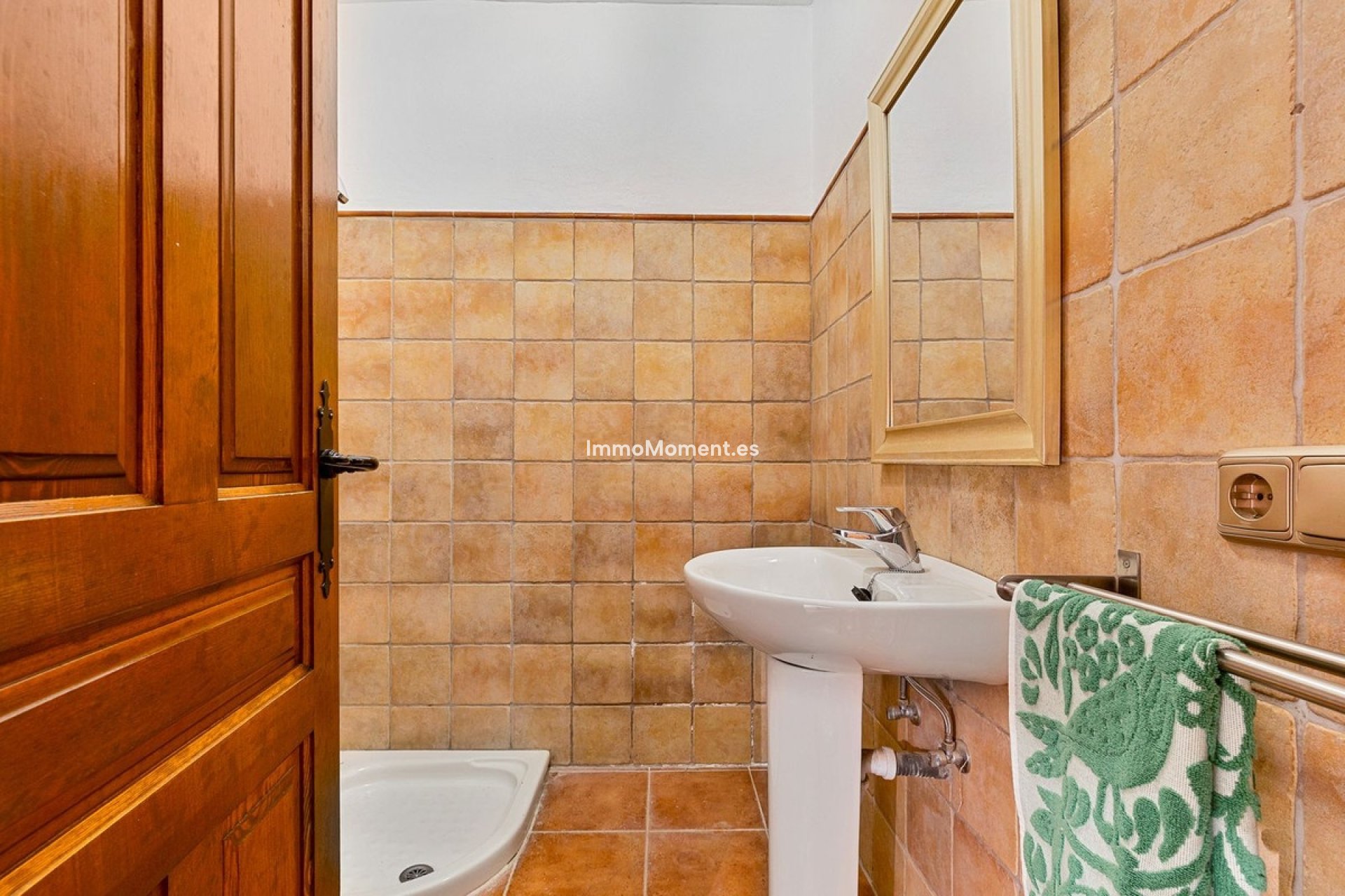 Resale - Country house - Inland  - Coín