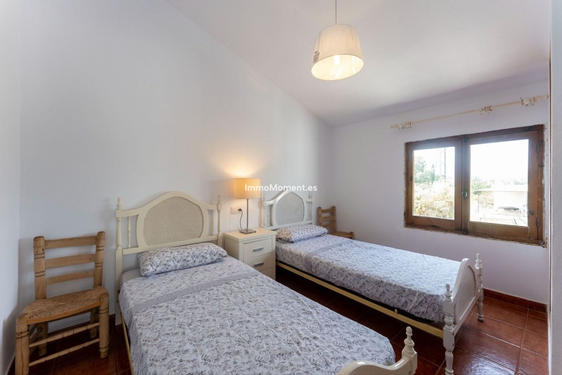 Resale - Country house - Inland  - Coín