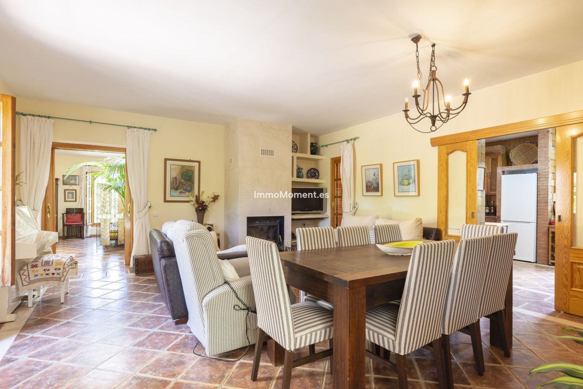 Resale - Country house - Inland  - Coín