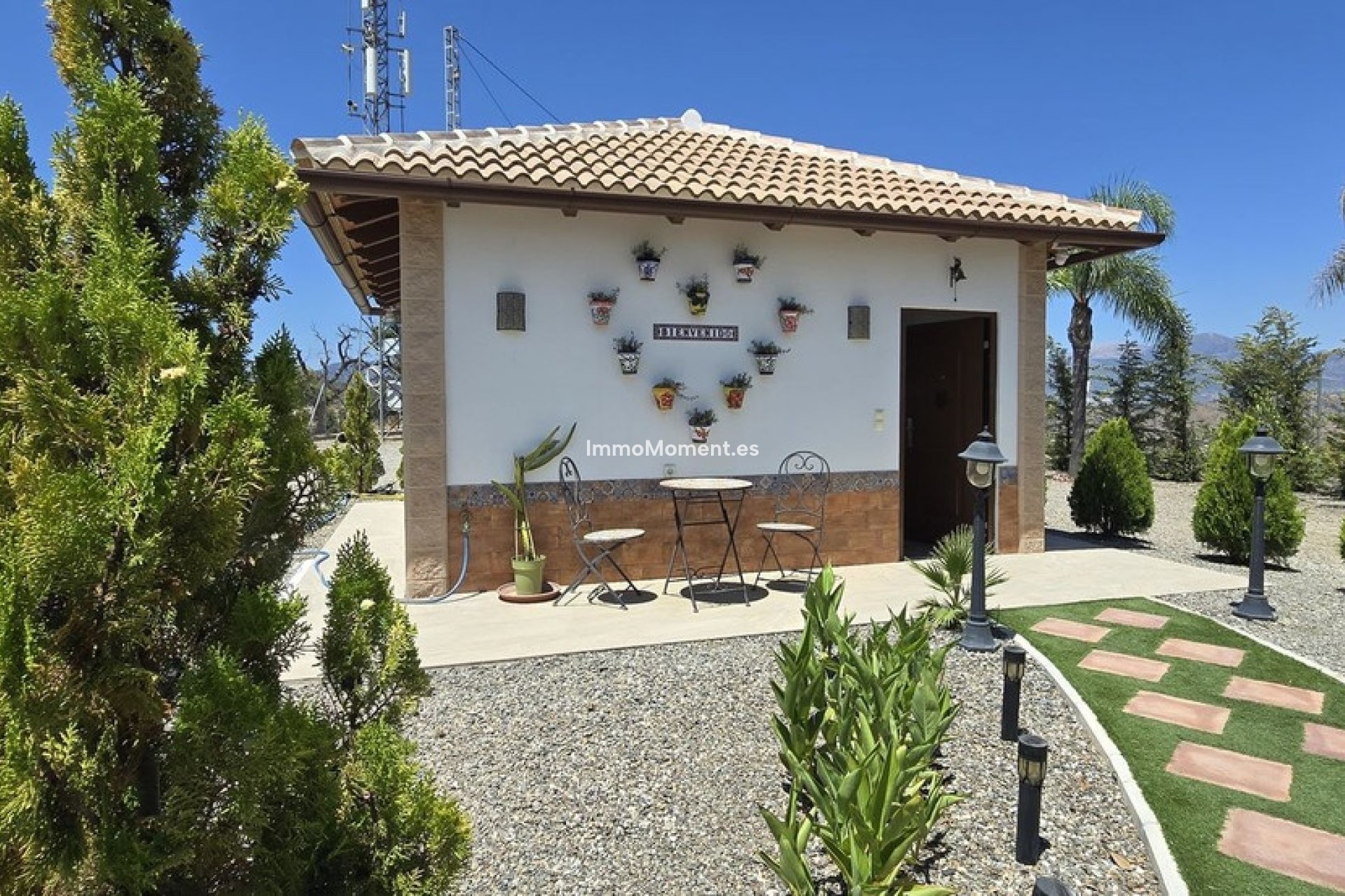 Resale - Country house - Inland  - Coín