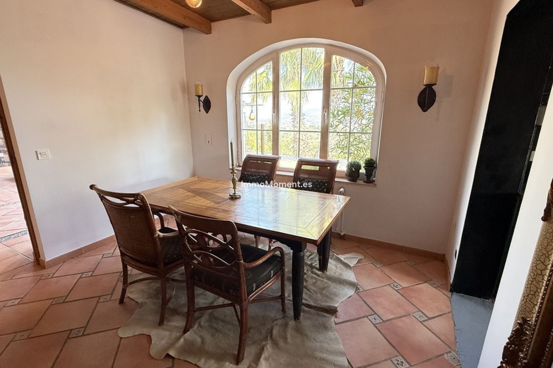 Resale - Country house - Inland  - Coín