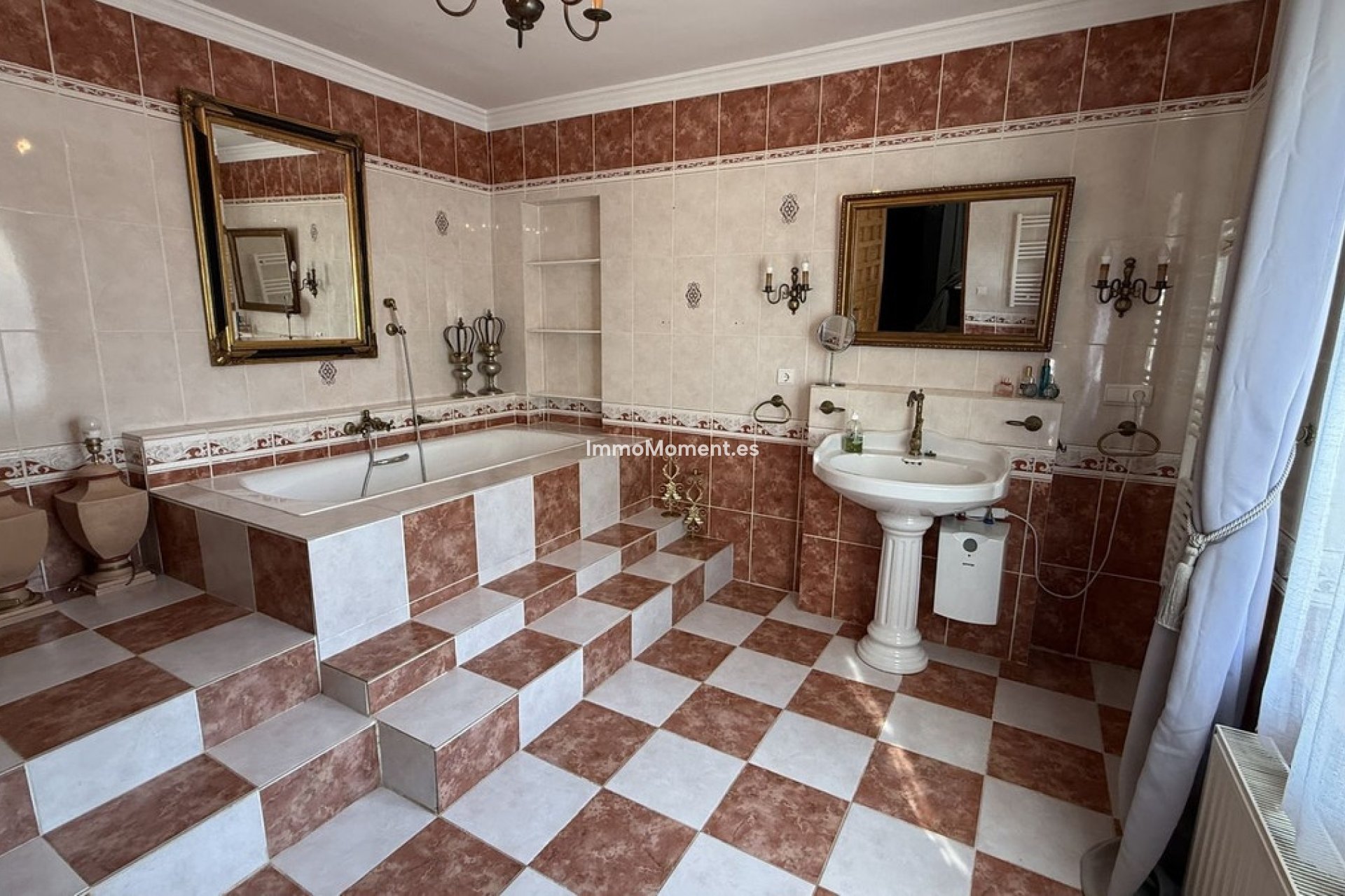 Resale - Country house - Inland  - Coín