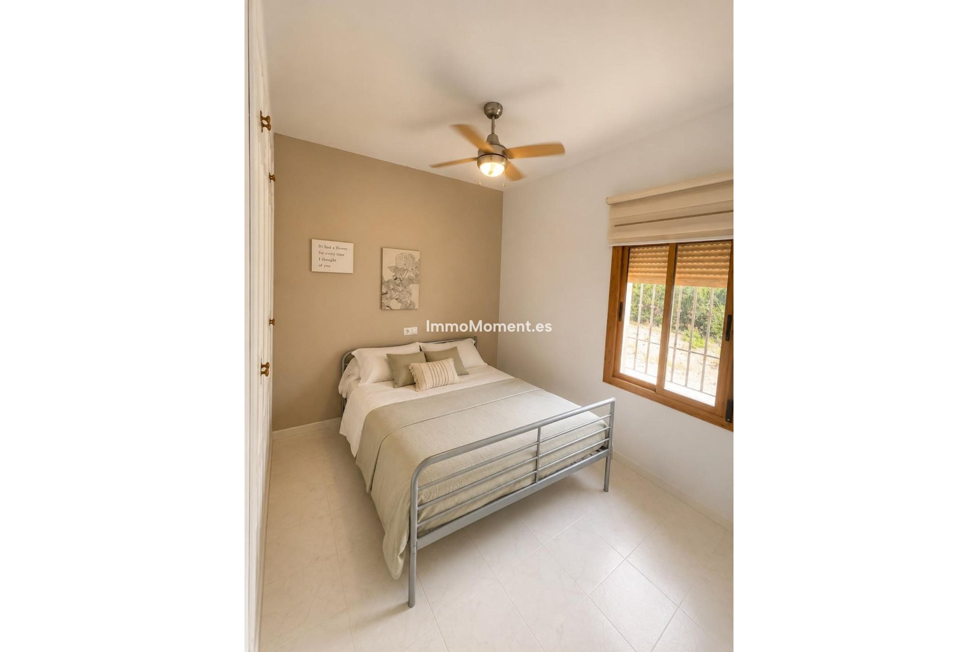 Resale - Country house - Inland  - Coín