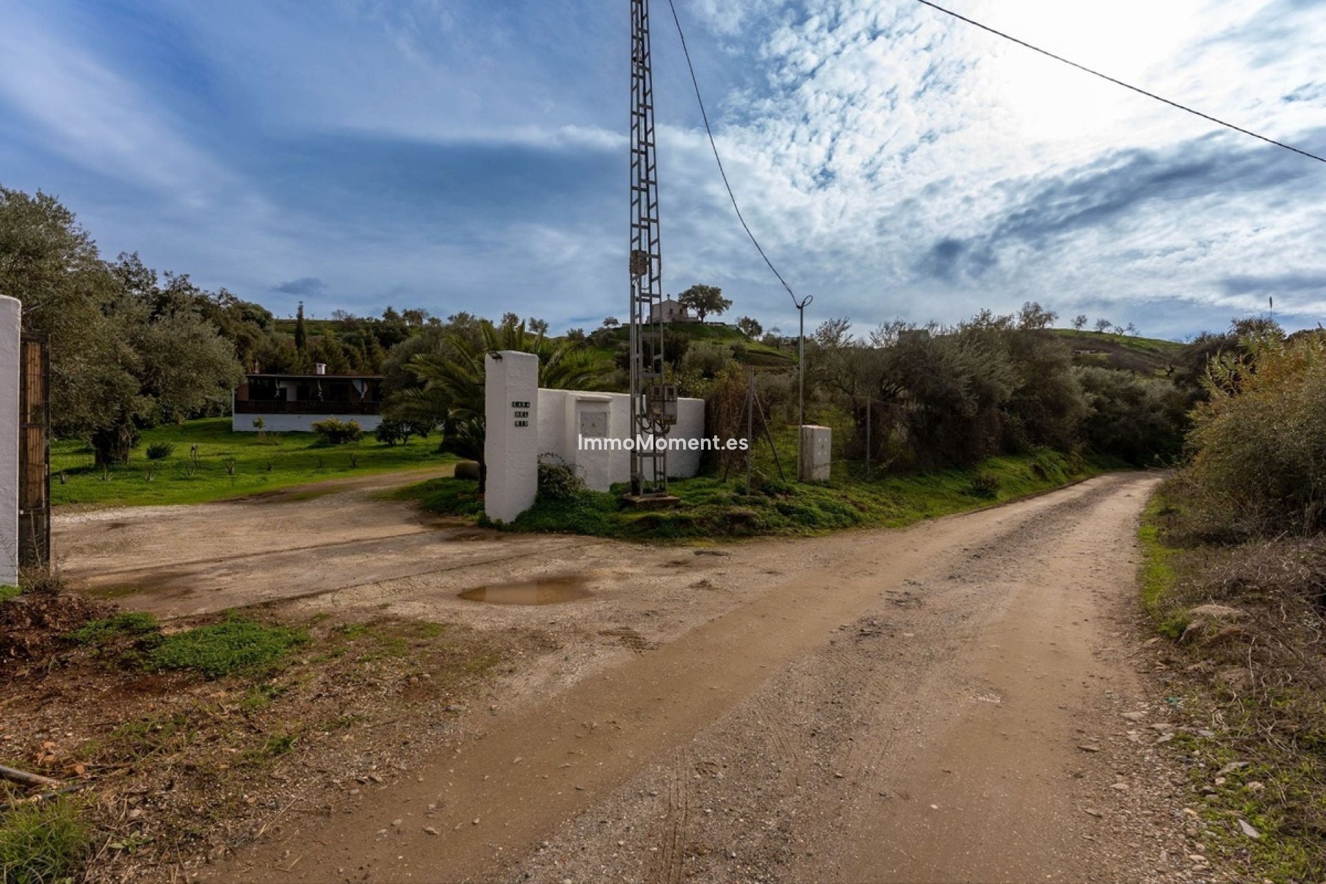 Resale - Country house - Inland  - Monda