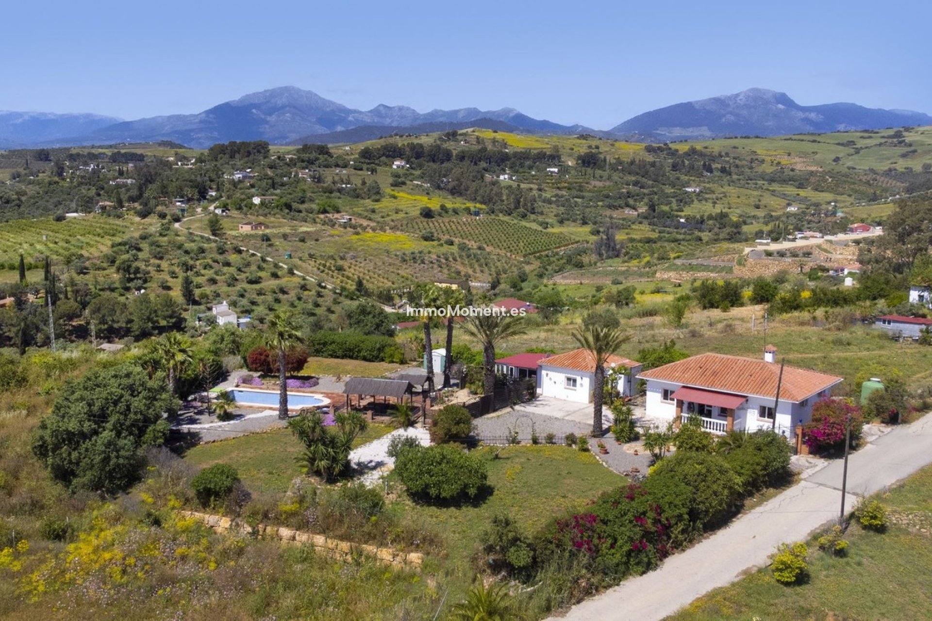 Resale - Country house - Inland  - Pizarra