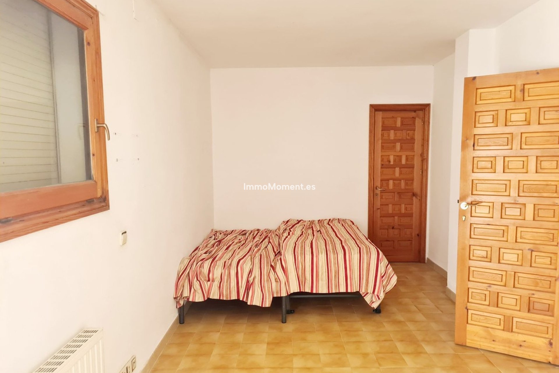 Resale - Country house - Marbella - Las Chapas