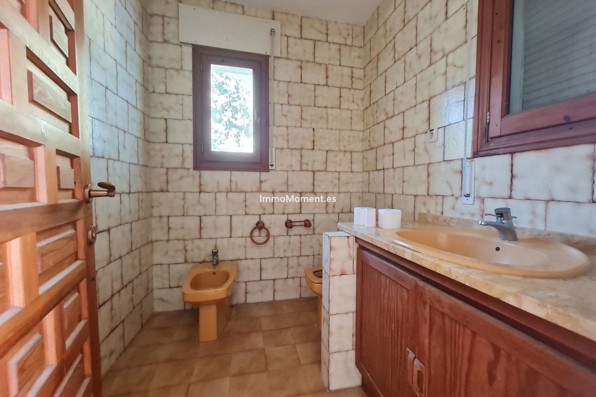 Resale - Country house - Marbella - Las Chapas