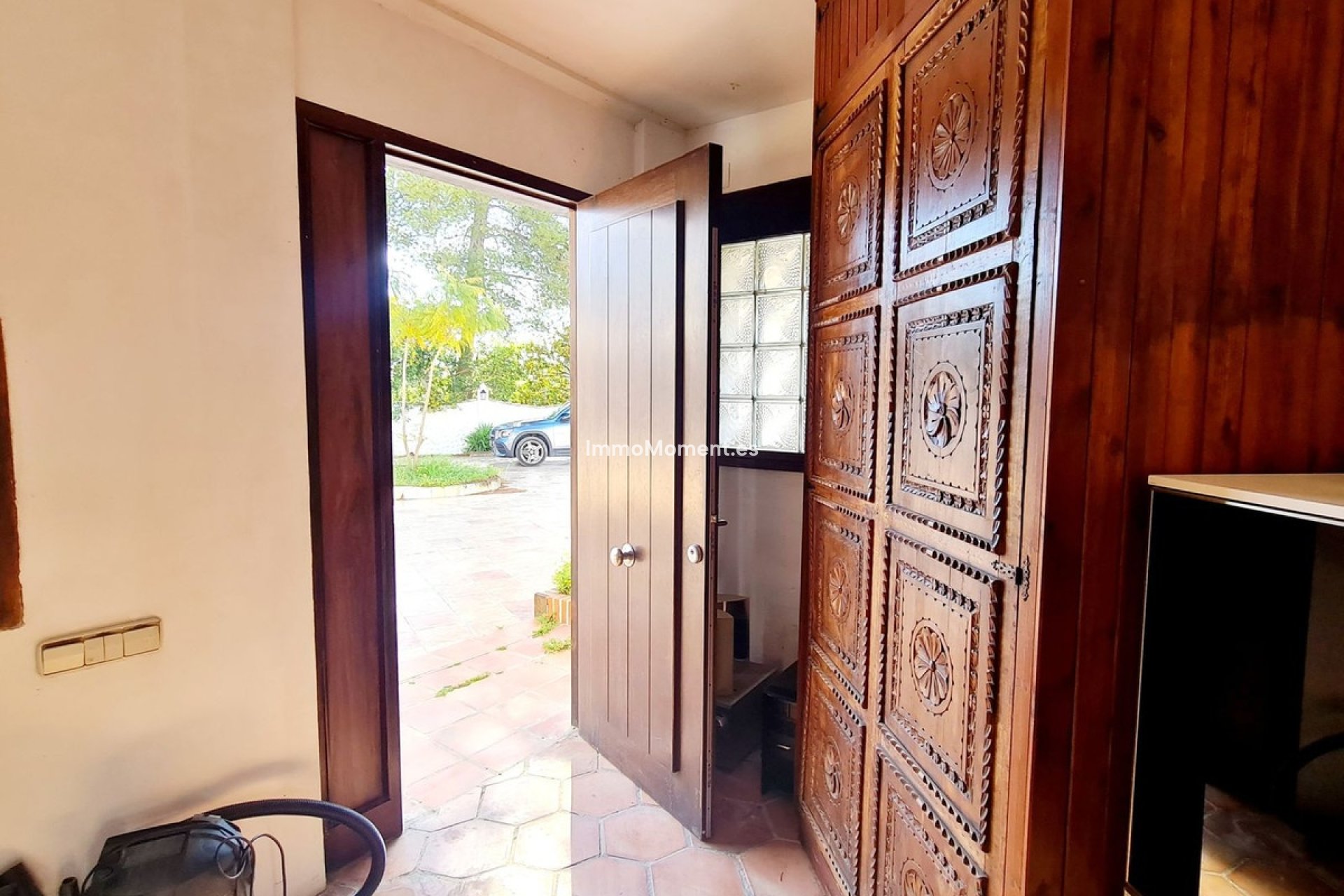 Resale - Country house - Marbella - Las Chapas