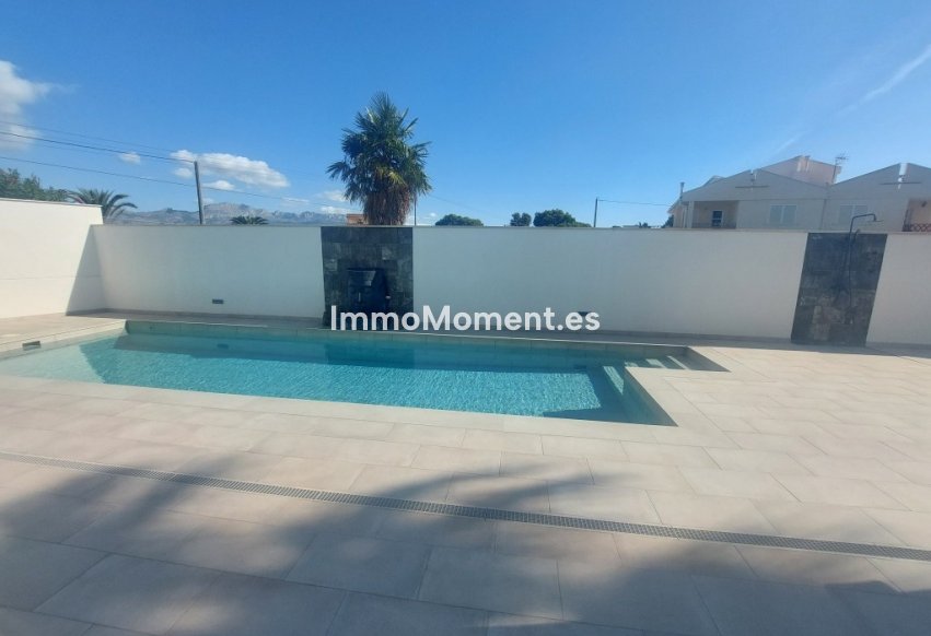 Resale - Detached villa - Alfaz del Pi - Albir