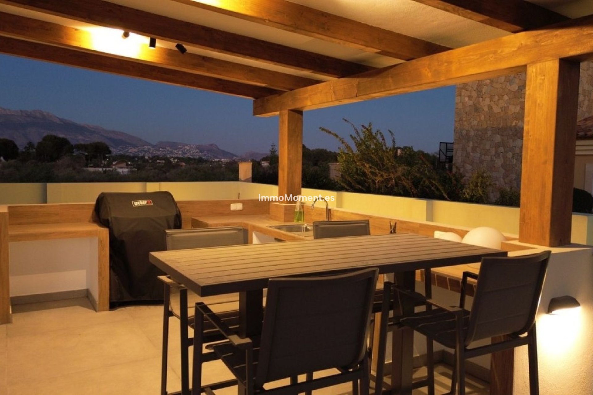 Resale - Detached villa - Alfaz del Pi - L'Alfás del Pi Centro