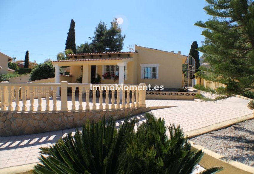 Resale - Detached villa - Alfaz del Pi - L'Alfás del Pi Centro