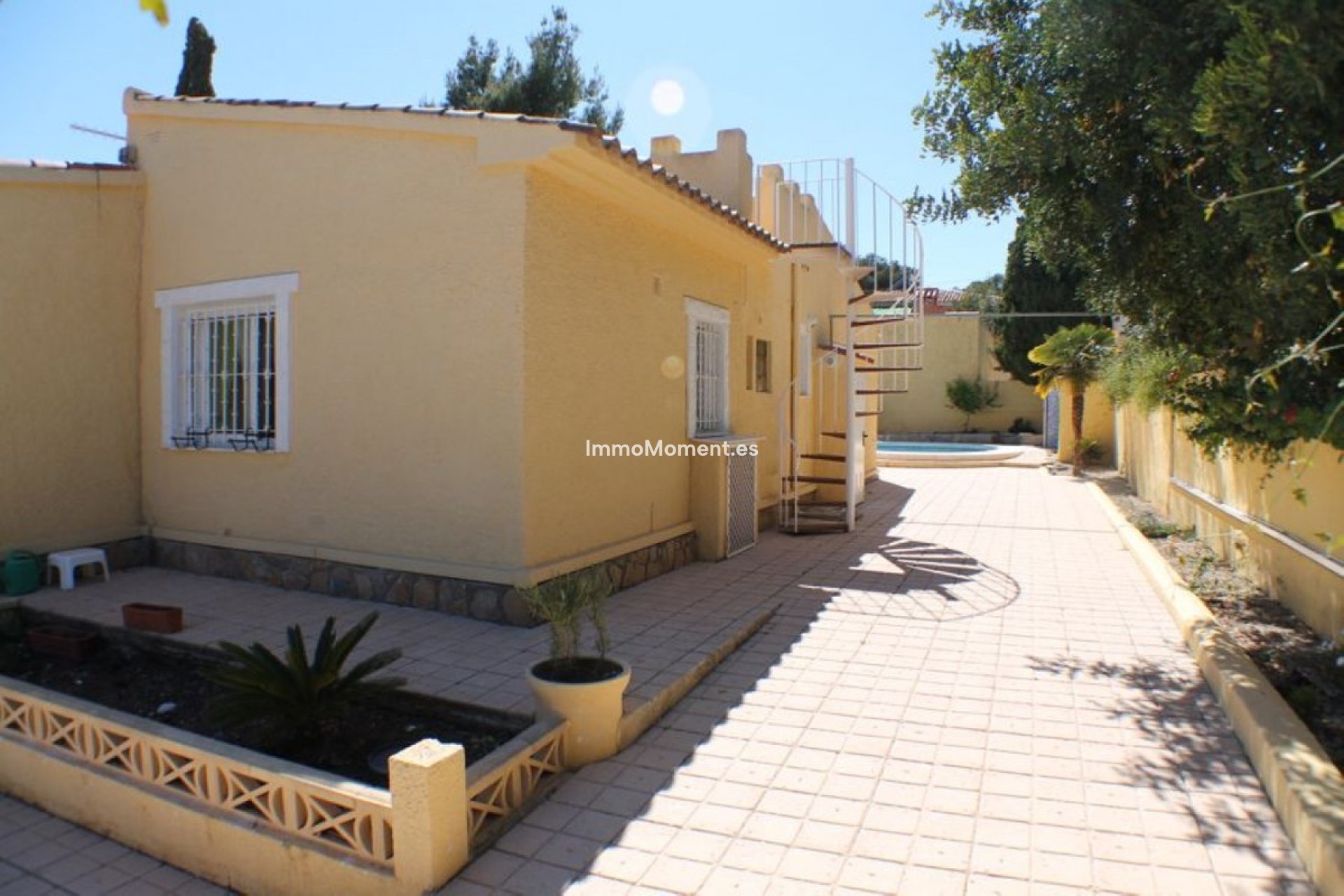 Resale - Detached villa - Alfaz del Pi - L'Alfás del Pi Centro
