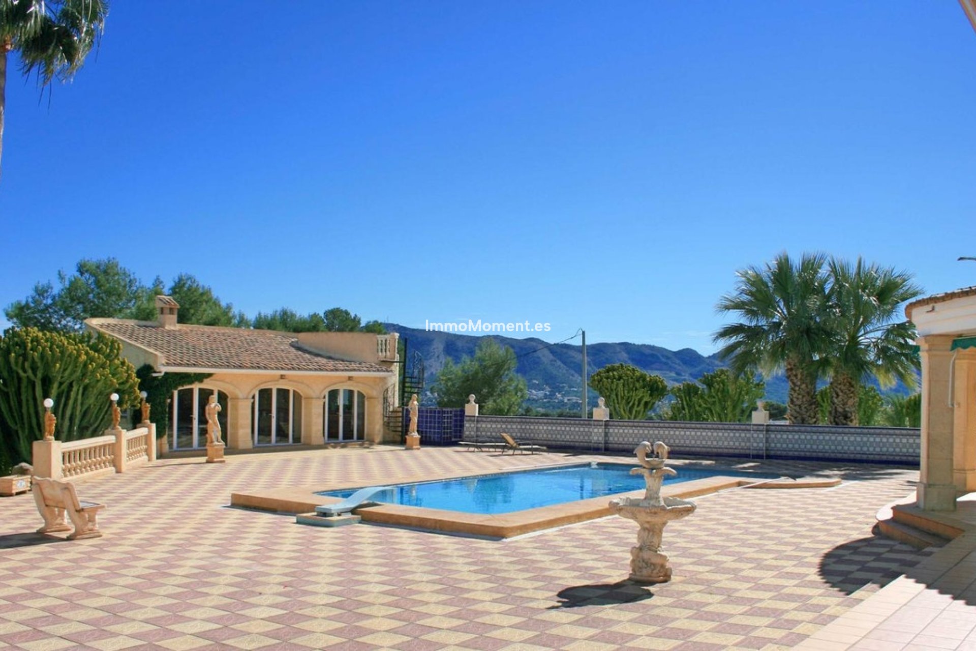 Resale - Detached villa - Alfaz del Pi - L'Alfás del Pi Centro