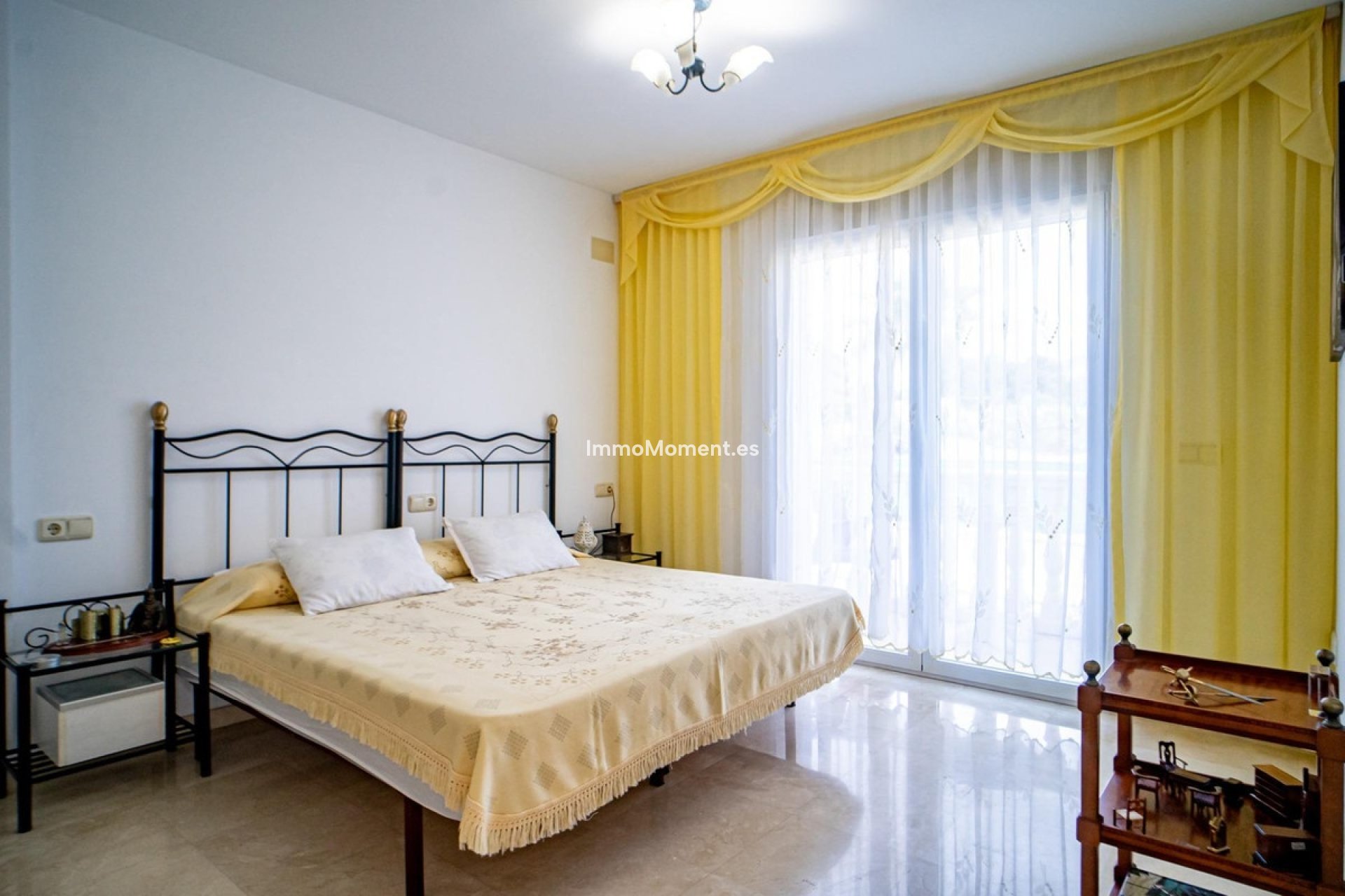Resale - Detached villa - Alfaz del Pi - L'Alfás del Pi Centro