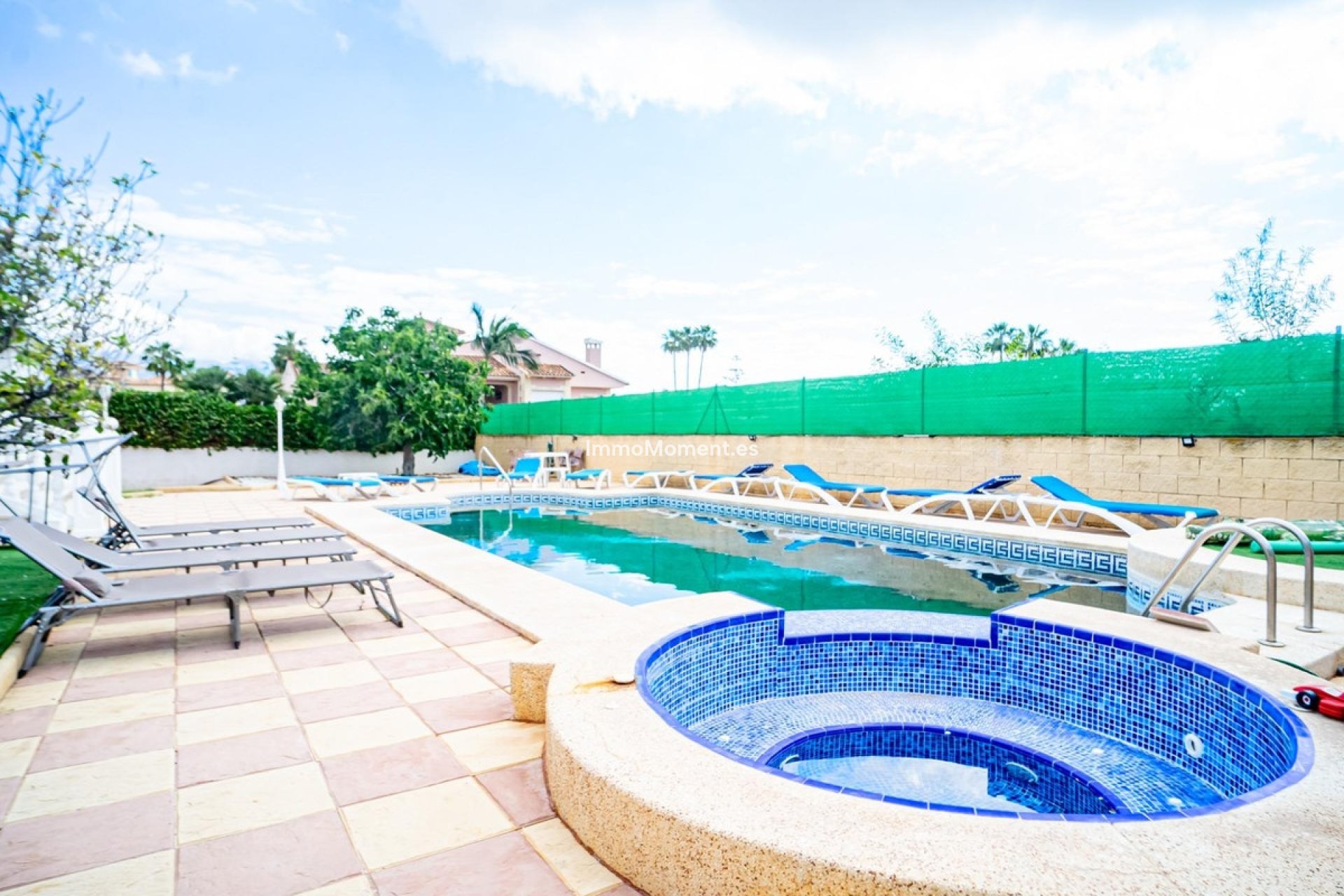 Resale - Detached villa - Alfaz del Pi - L'Alfás del Pi Centro