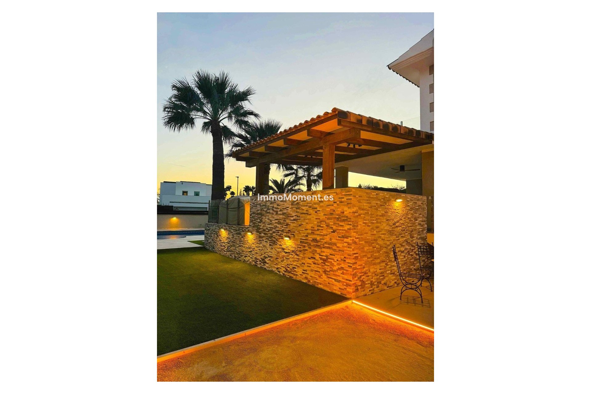Resale - Detached villa - Alfaz del Pi - L'Alfás del Pi Centro