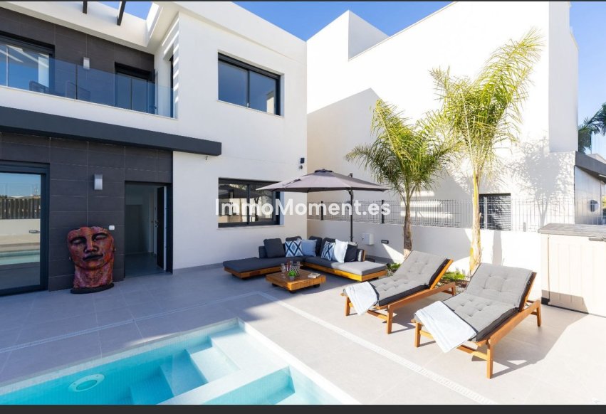 Resale - Detached villa - Algorfa - La Finca Golf