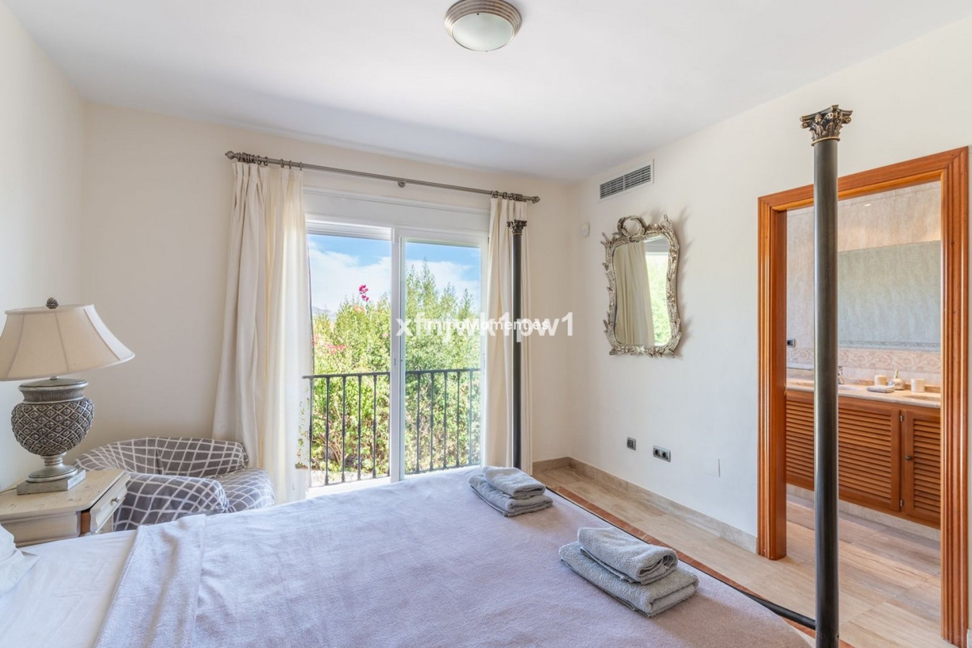 Resale - Detached villa - Benahavís - Benahavís Centro
