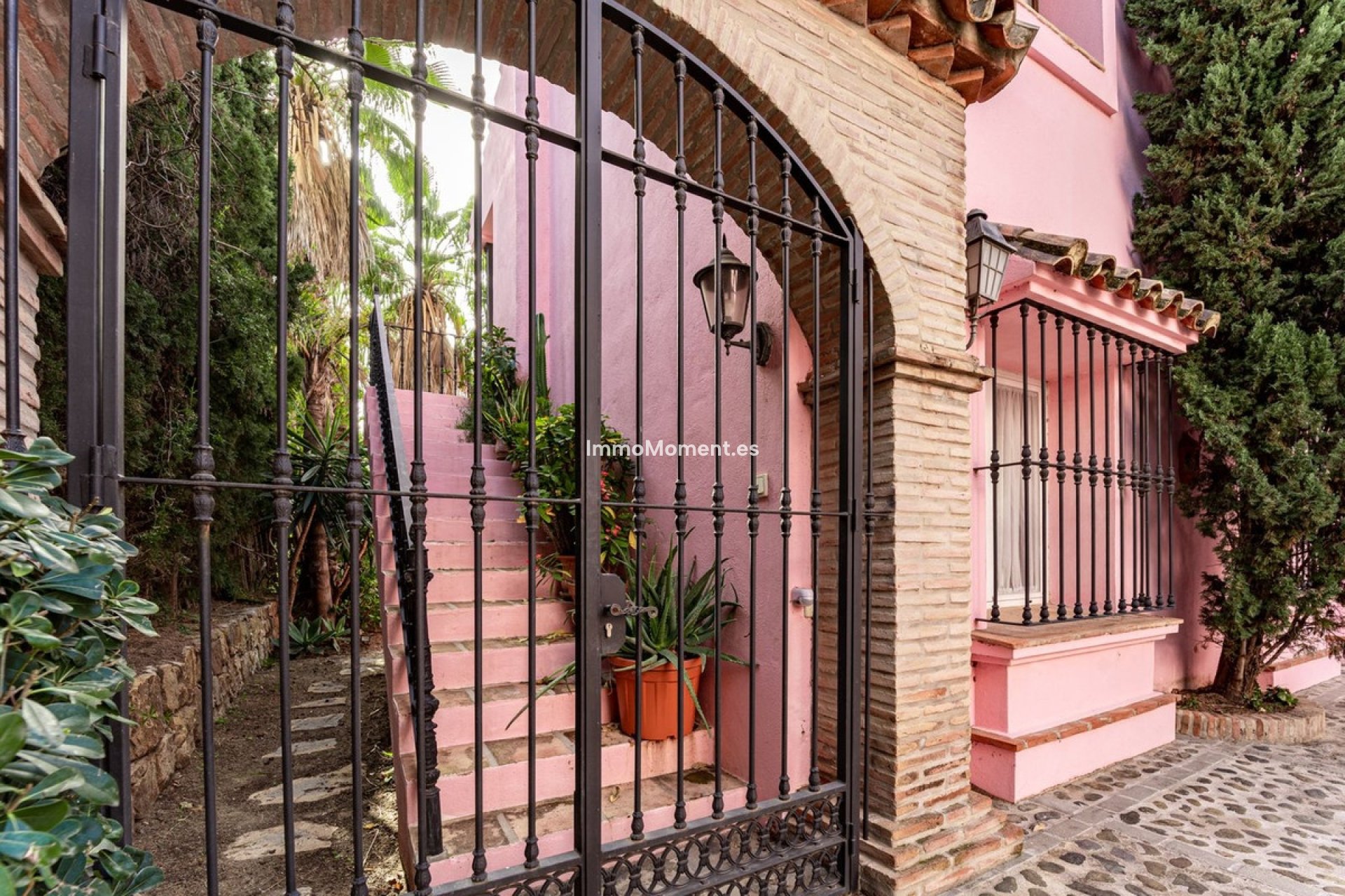Resale - Detached villa - Benahavís - Benahavís Centro