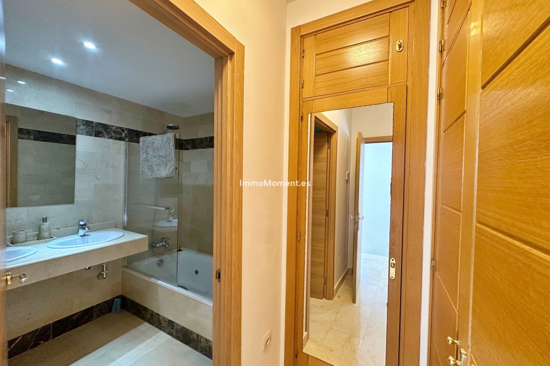 Resale - Detached villa - Benahavís - Benahavís Centro
