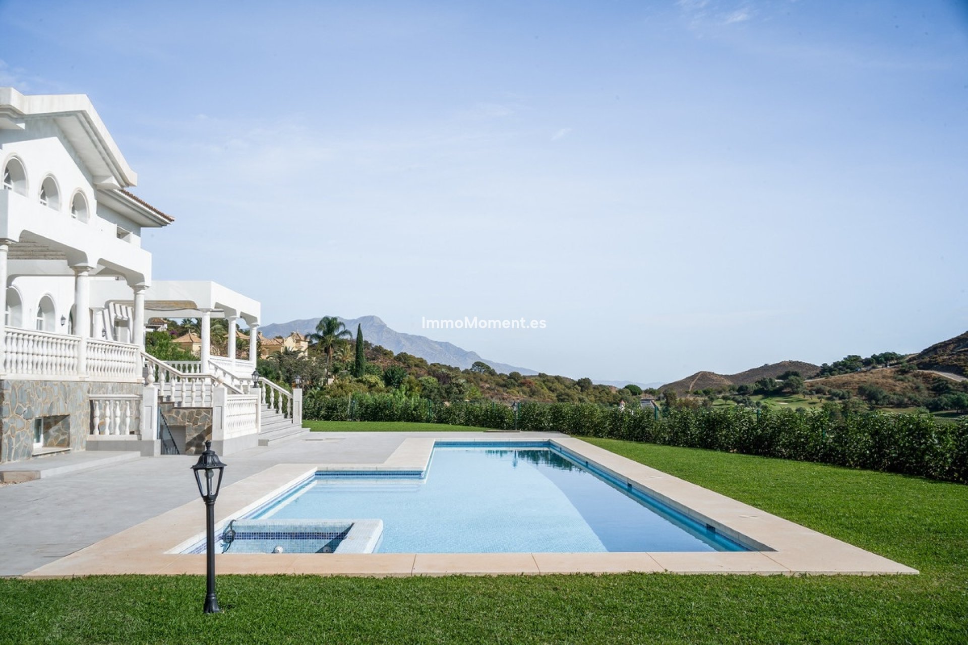 Resale - Detached villa - Benahavís - Benahavís Centro