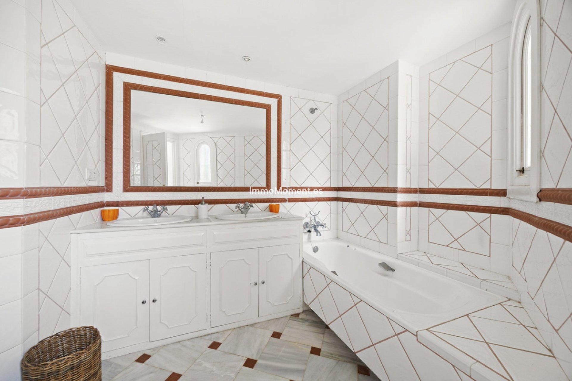 Resale - Detached villa - Benahavís - Benahavís Centro