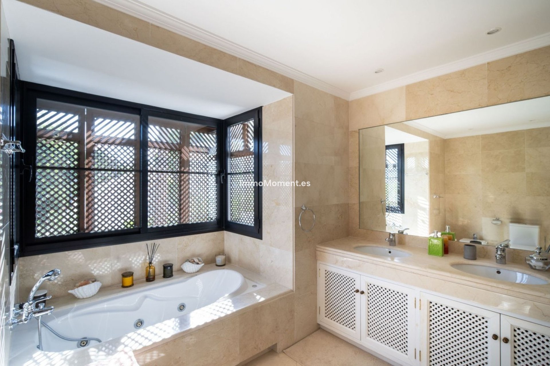 Resale - Detached villa - Benahavís - La Quinta