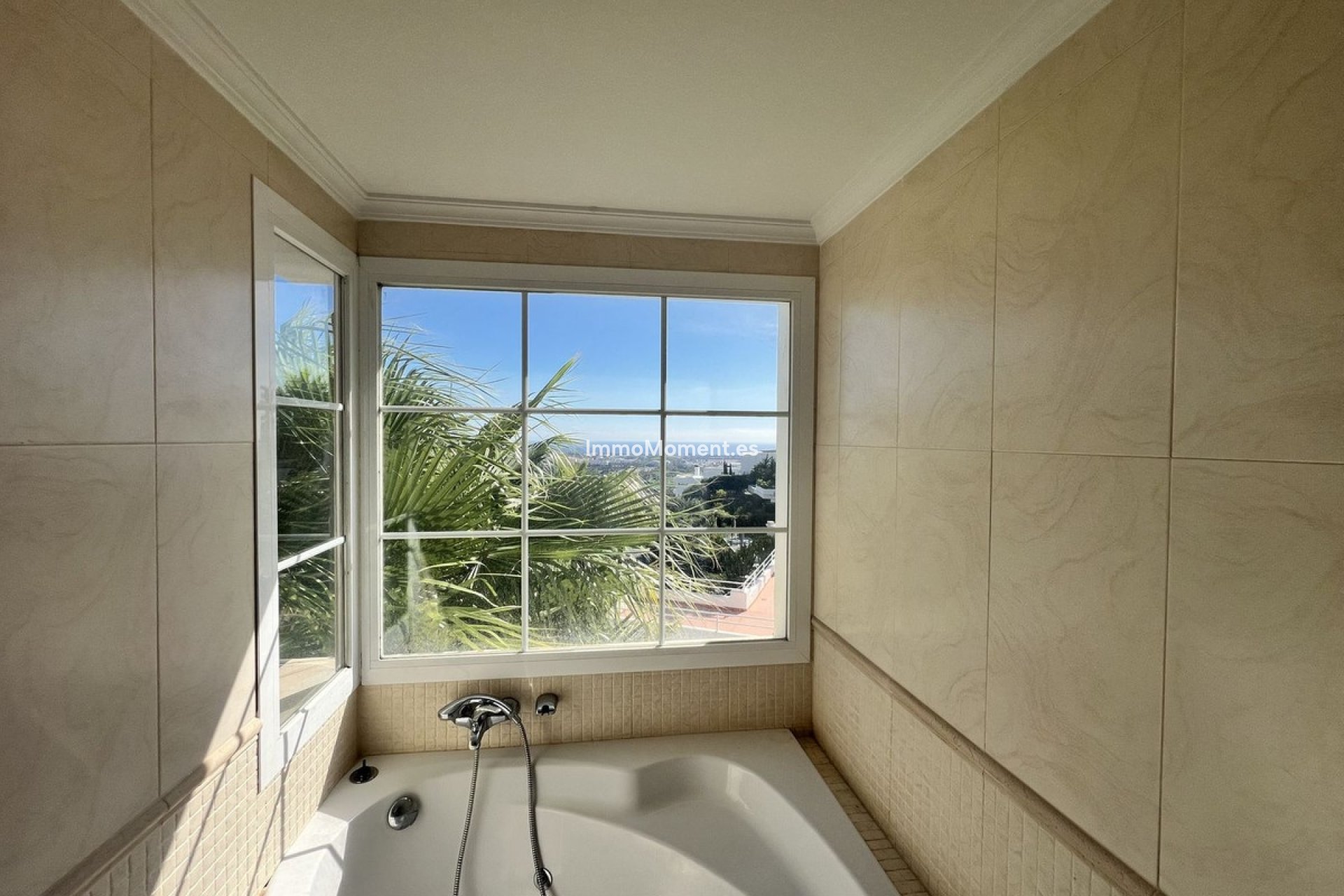 Resale - Detached villa - Benahavís - La Quinta