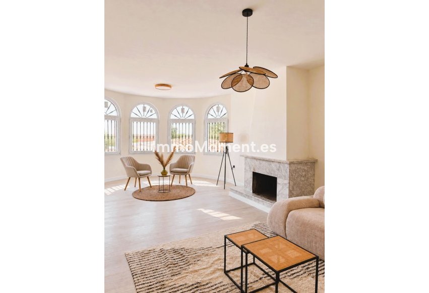 Resale - Detached villa - Benalmadena - Arroyo de la Miel