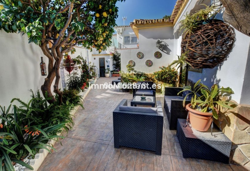 Resale - Detached villa - Benalmadena - Benalmadena Centro