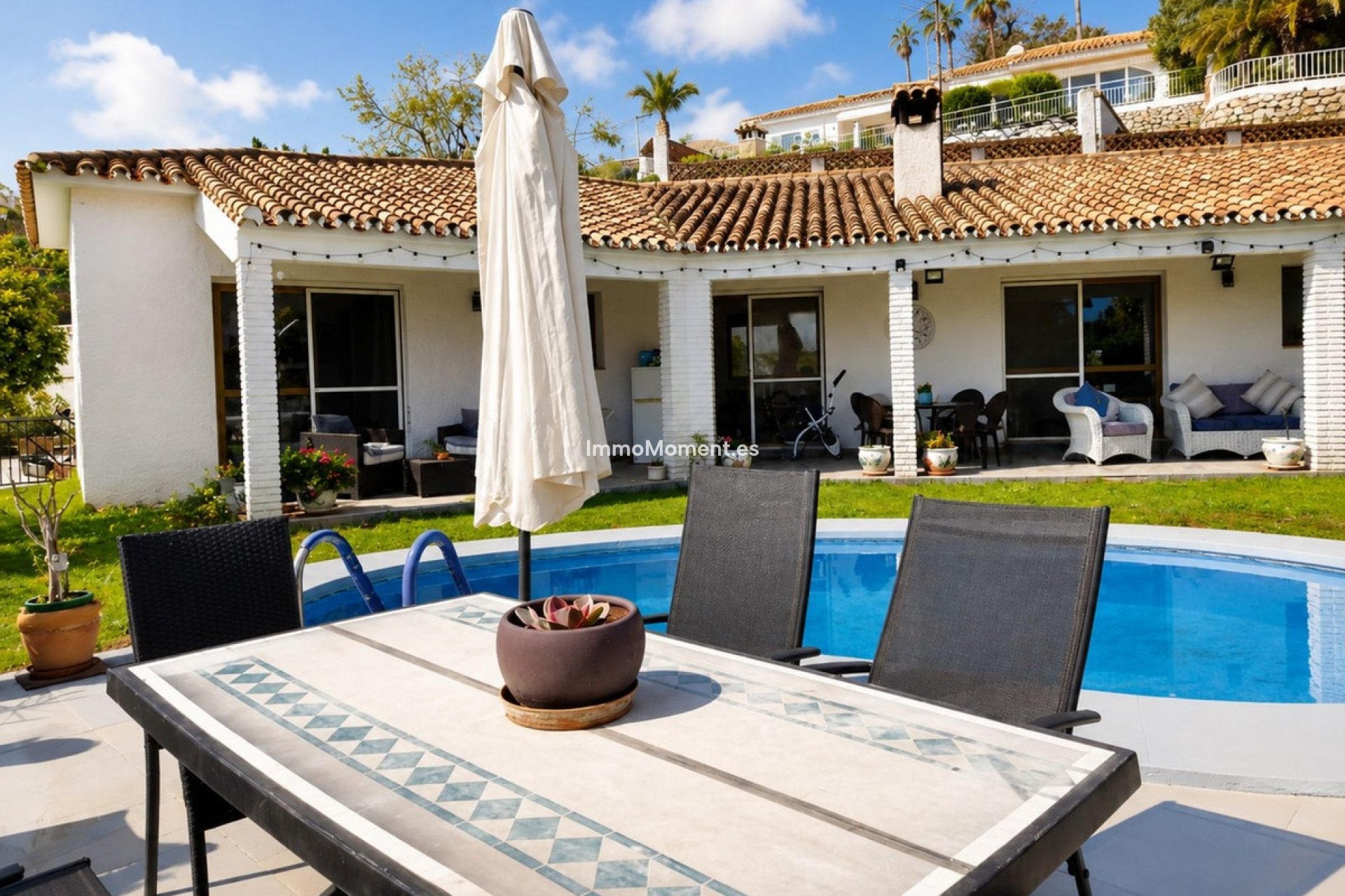 Resale - Detached villa - Benalmadena - Benalmadena Centro