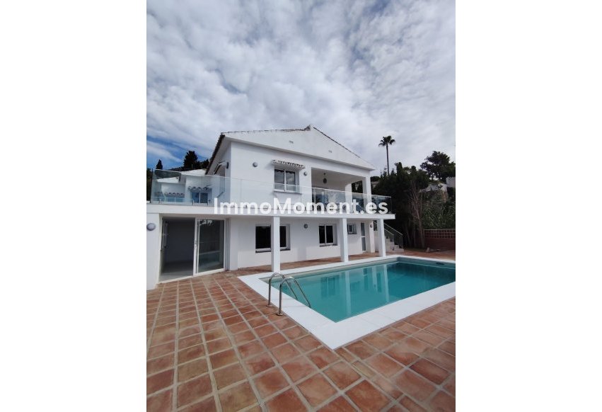 Resale - Detached villa - Benalmadena - Benalmadena Centro