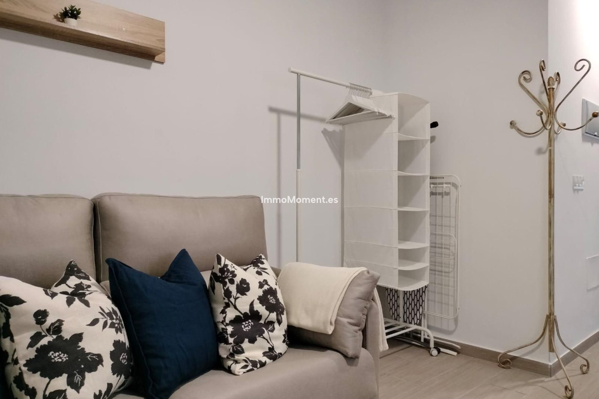 Resale - Detached villa - Benalmadena - Benalmadena Centro