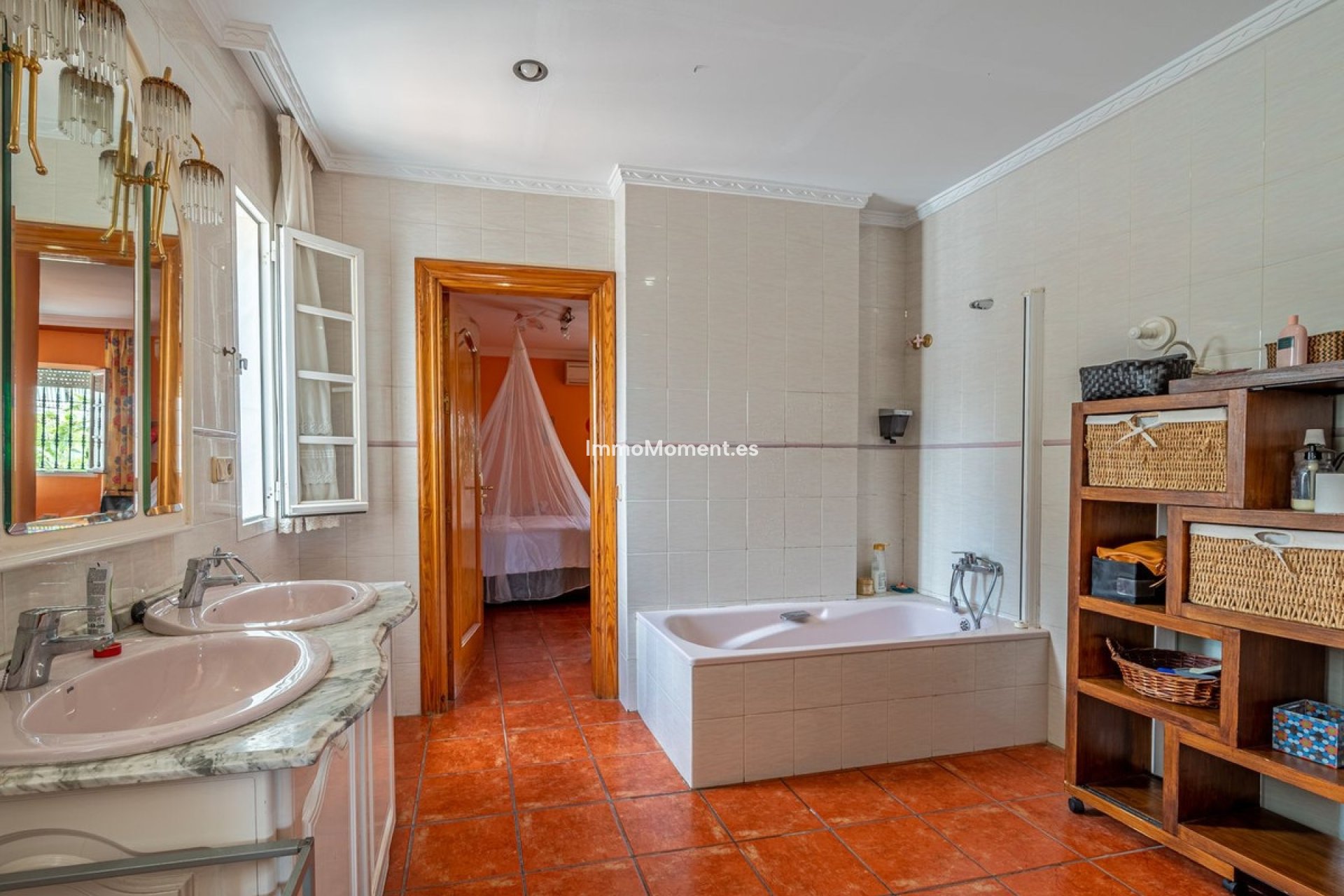 Resale - Detached villa - Benalmadena - Benalmadena Centro