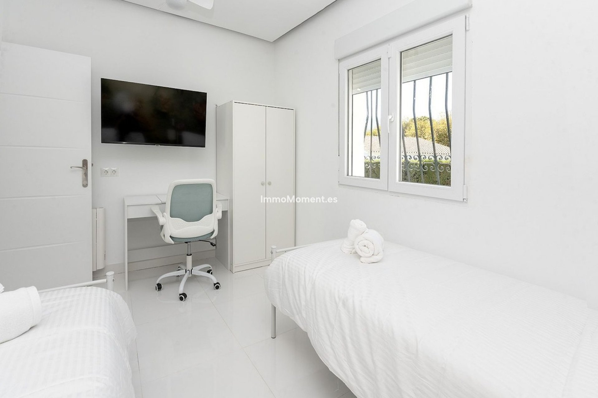 Resale - Detached villa - Benalmadena - Benalmadena Centro