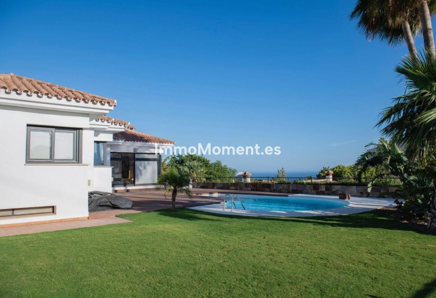 Resale - Detached villa - Benalmadena - Benalmadena Centro