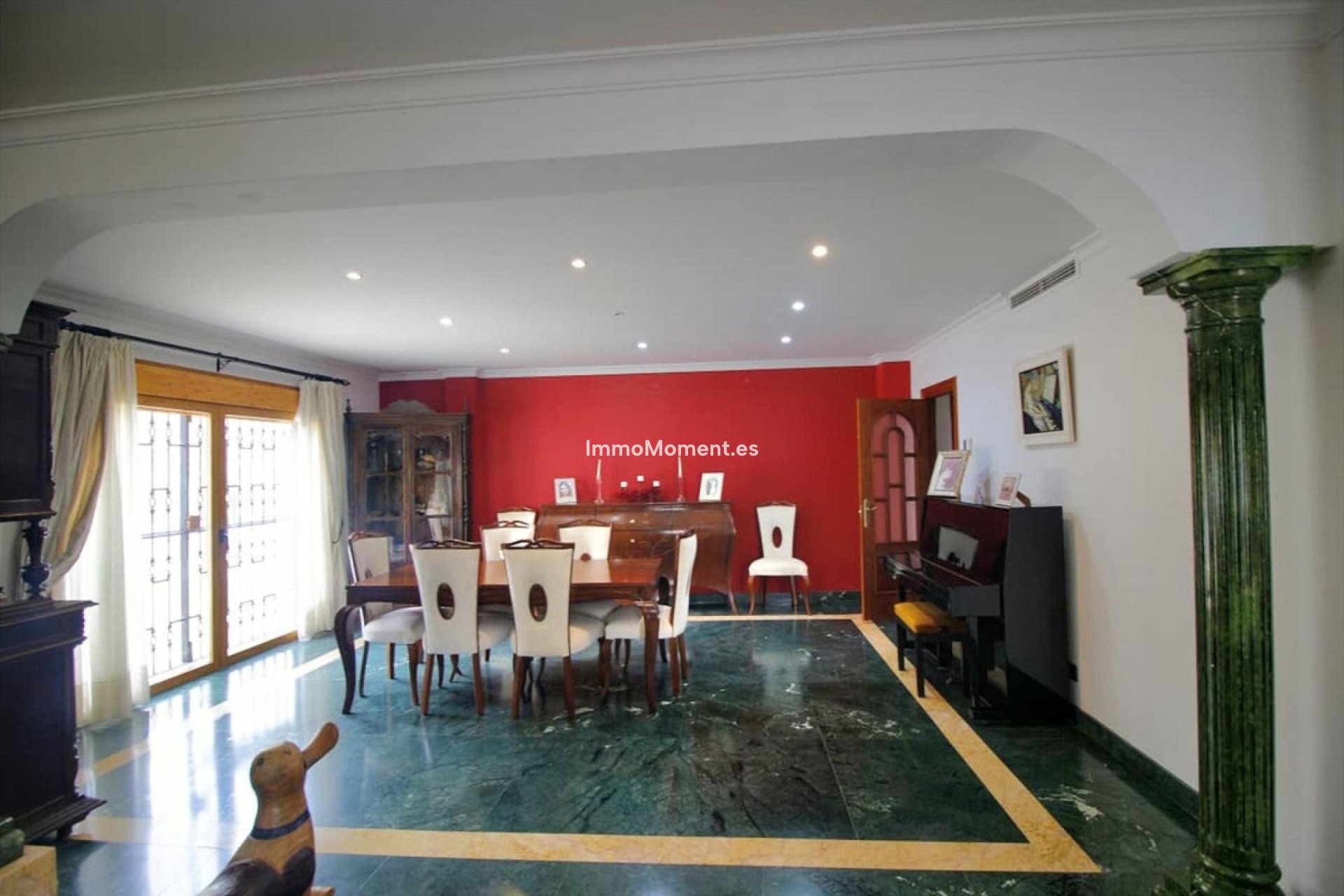 Resale - Detached villa - Benalmadena - Benalmadena Centro