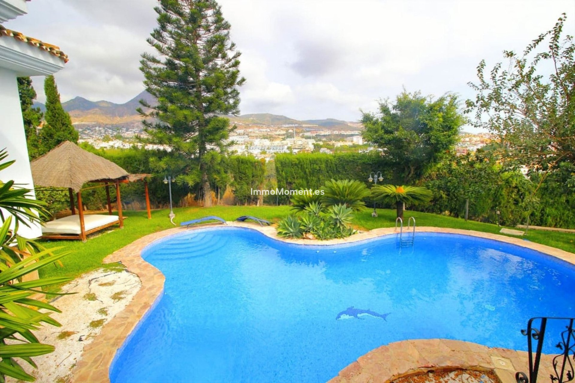 Resale - Detached villa - Benalmadena - Benalmadena Centro