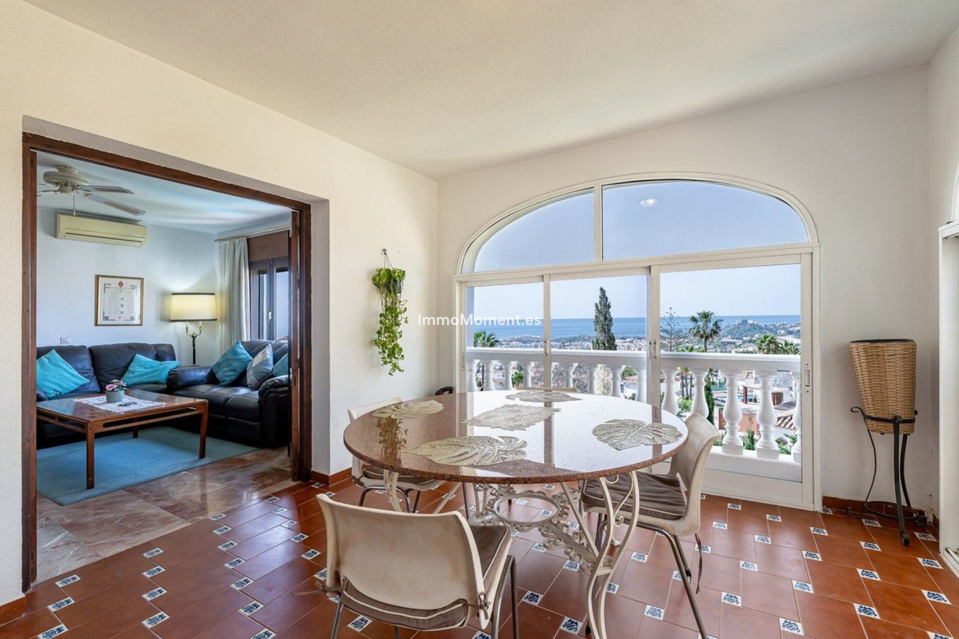 Resale - Detached villa - Benalmadena - Benalmadena Centro