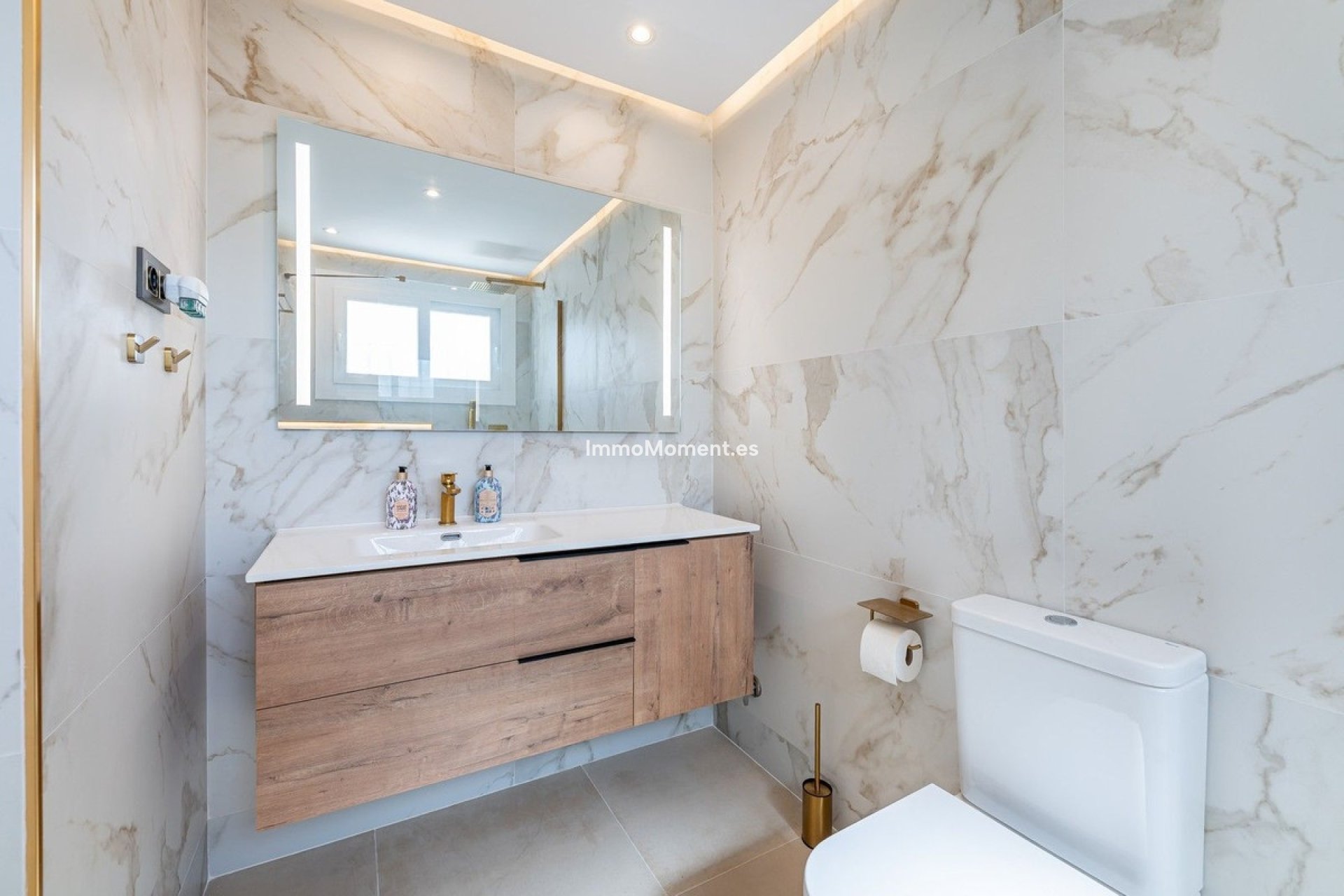 Resale - Detached villa - Benalmadena - Benalmadena Centro