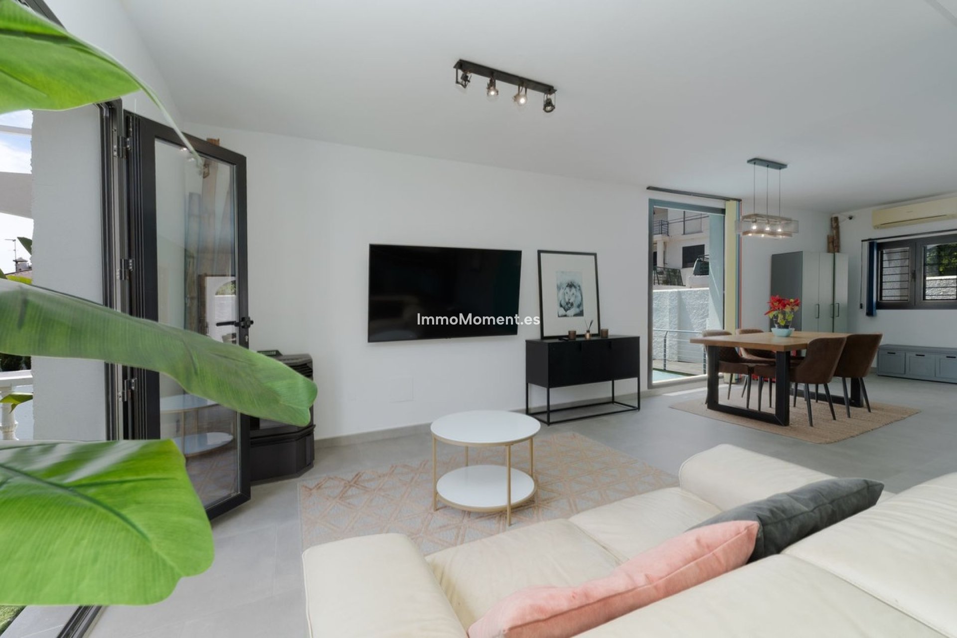 Resale - Detached villa - Benalmadena - Benalmadena Centro