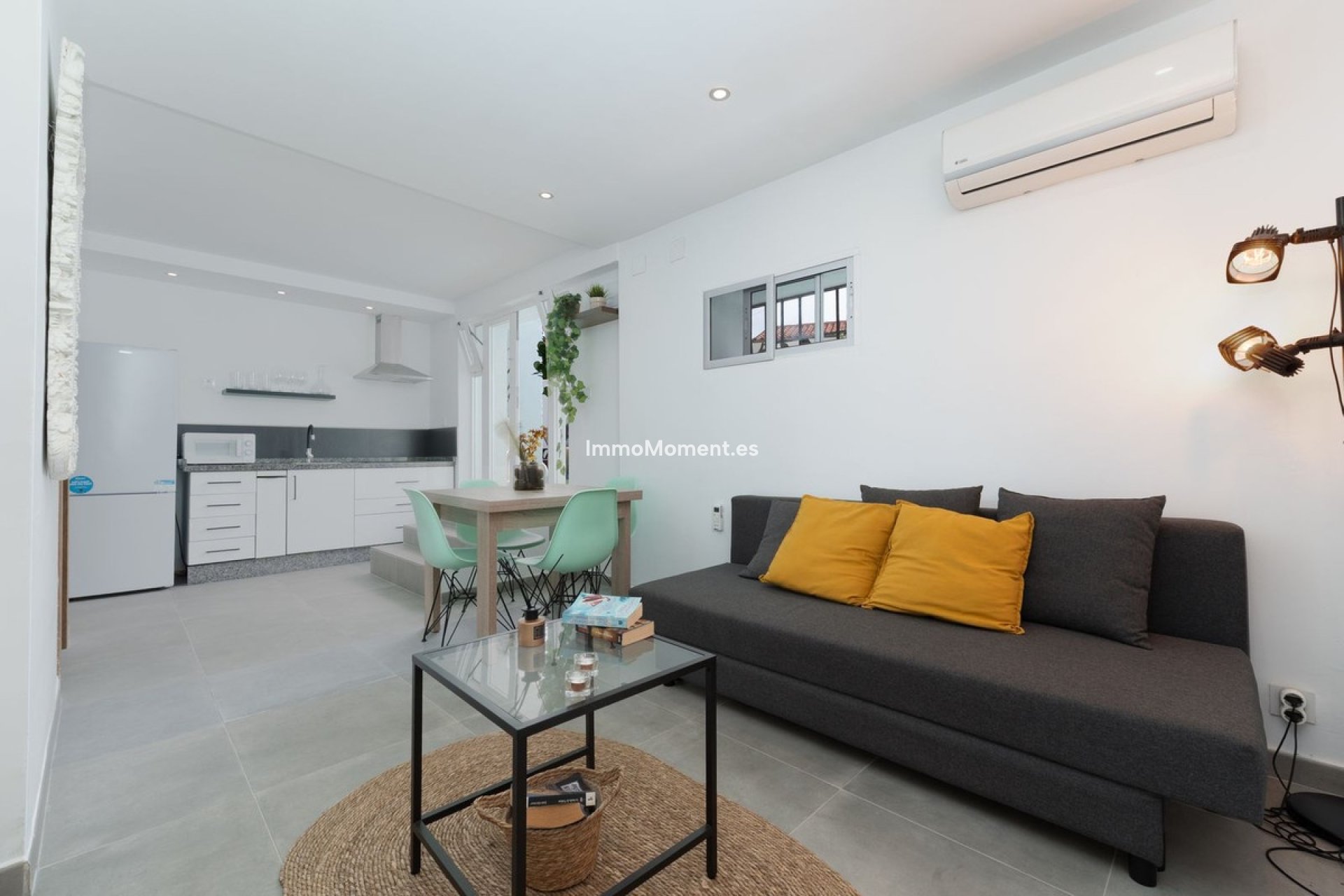 Resale - Detached villa - Benalmadena - Benalmadena Centro
