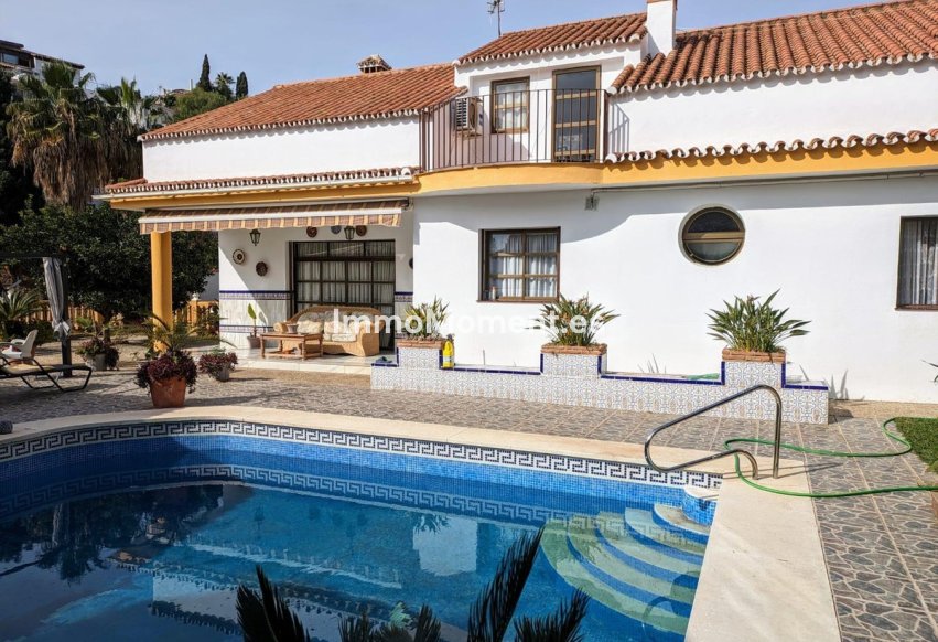 Resale - Detached villa - Benalmadena - Benalmadena Centro